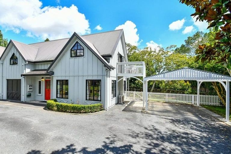 Photo of property in 14 Cameron Place, Drury, 2113