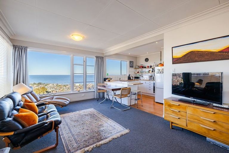 Photo of property in 151 Easther Crescent, Kew, Dunedin, 9012