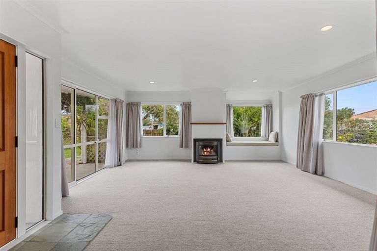 Photo of property in 4 Liftan Place, Mount Maunganui, 3116