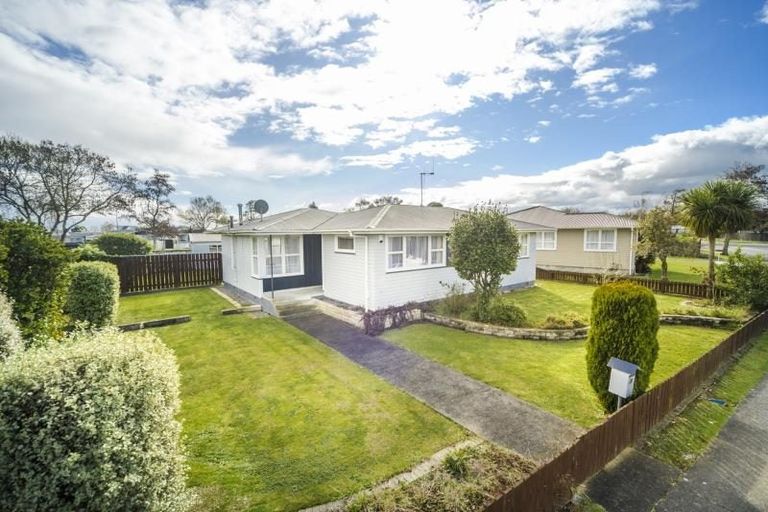 Photo of property in 56 Apollo Parade, Milson, Palmerston North, 4414