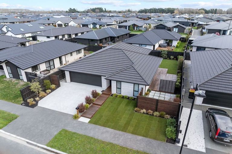 Photo of property in 8 Letitia Street, Burwood, Christchurch, 8083