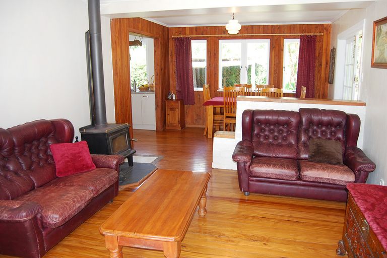 Photo of property in 1182 Oneriri Road, Kaiwaka, 0573
