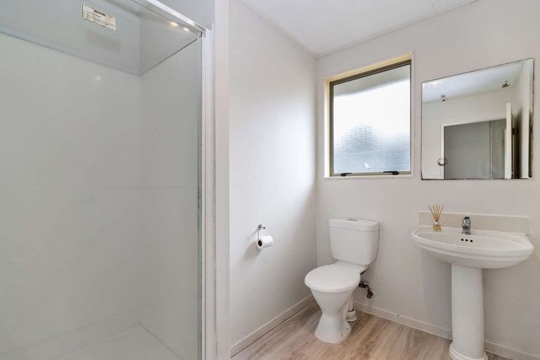 Photo of property in 1 Gazeley Avenue, Silverdale, Hamilton, 3216