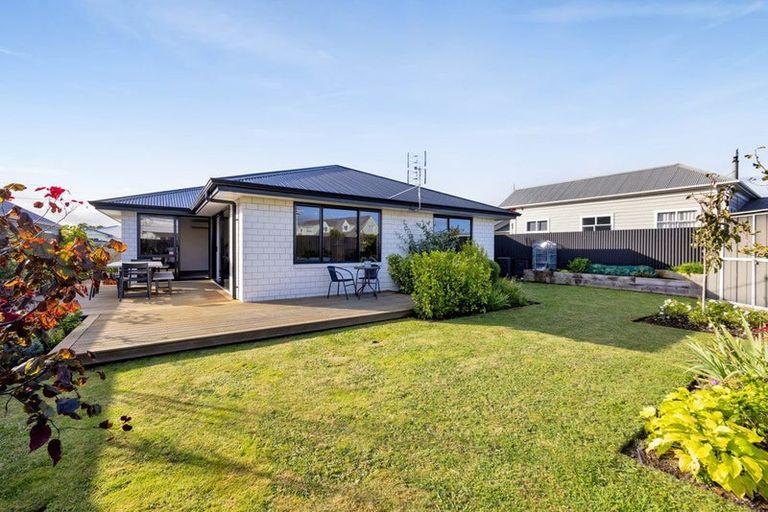 Photo of property in 69 Wilson Street, Hawera, 4610