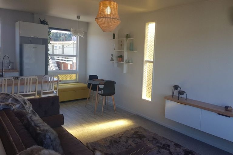 Photo of property in 9/15 Tahi Street, Miramar, Wellington, 6022