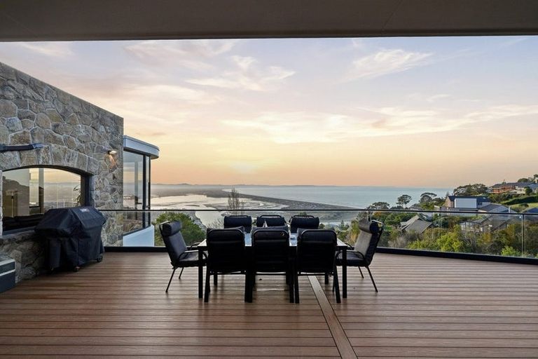 Photo of property in 15 Starwood Lane, Clifton, Christchurch, 8081