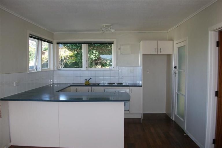 Photo of property in 17 Rakino Avenue, Manly, Whangaparaoa, 0930