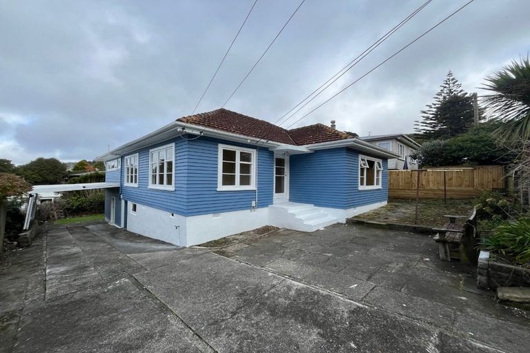 Photo of property in 41 Ironside Road, Johnsonville, Wellington, 6037