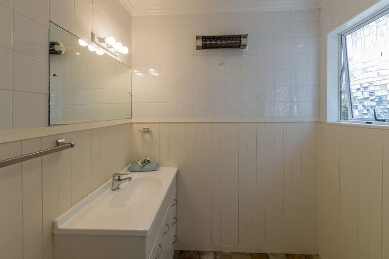 Photo of property in 8 Campion Road, Waikanae Beach, Waikanae, 5036