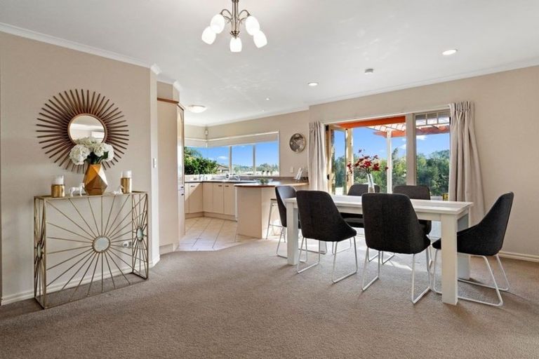 Photo of property in 27 Elderton Avenue, Pyes Pa, Tauranga, 3112