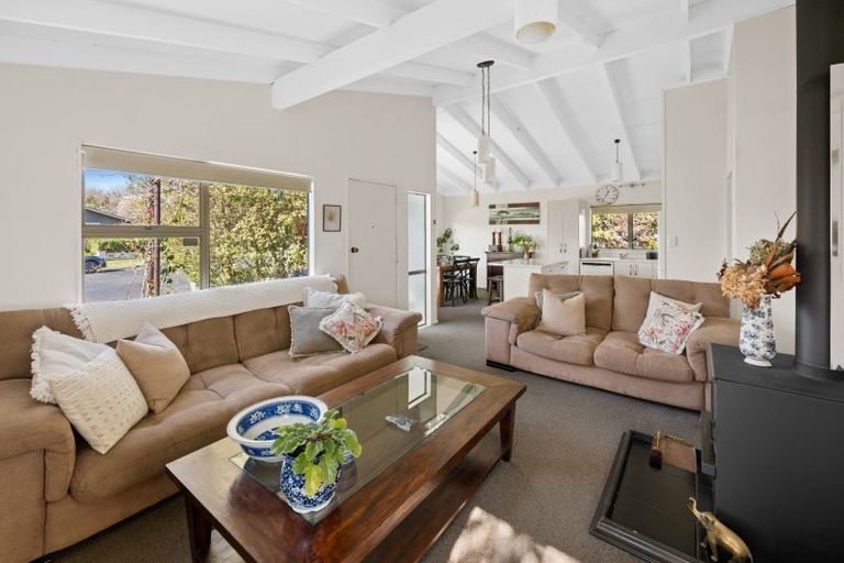 Photo of property in 34 James Cook Street, Havelock North, 4130