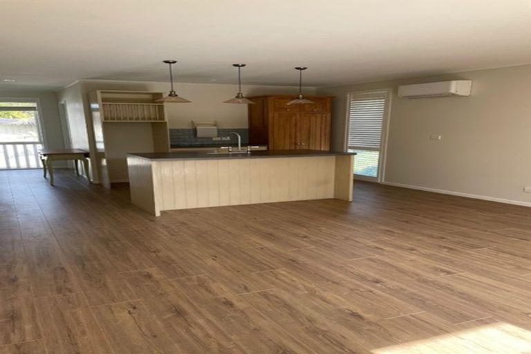 Photo of property in 5 Hamlet Place, Pukekohe, 2120