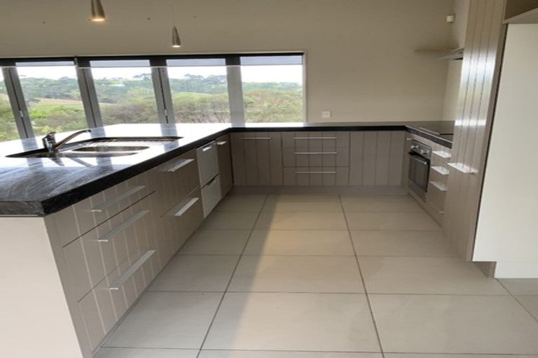 Photo of property in 51 Edward Jonkers Drive, Riverhead, Albany, 0793