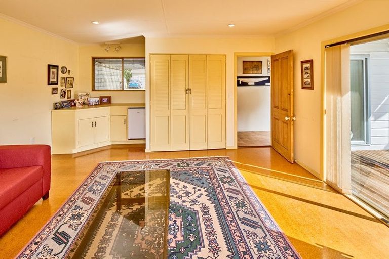 Photo of property in 197 Derwent Street, Island Bay, Wellington, 6023