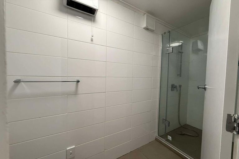 Photo of property in 16 Mission Street, Waterloo, Lower Hutt, 5011