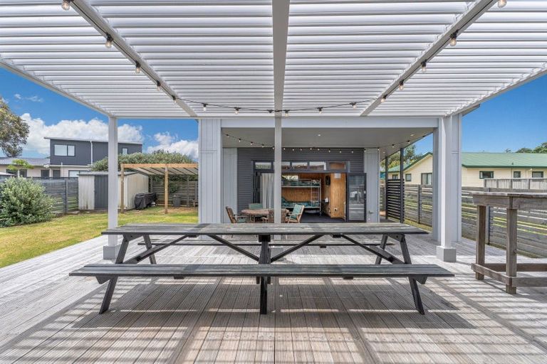 Photo of property in 406 Matarangi Drive, Matarangi, Whitianga, 3592