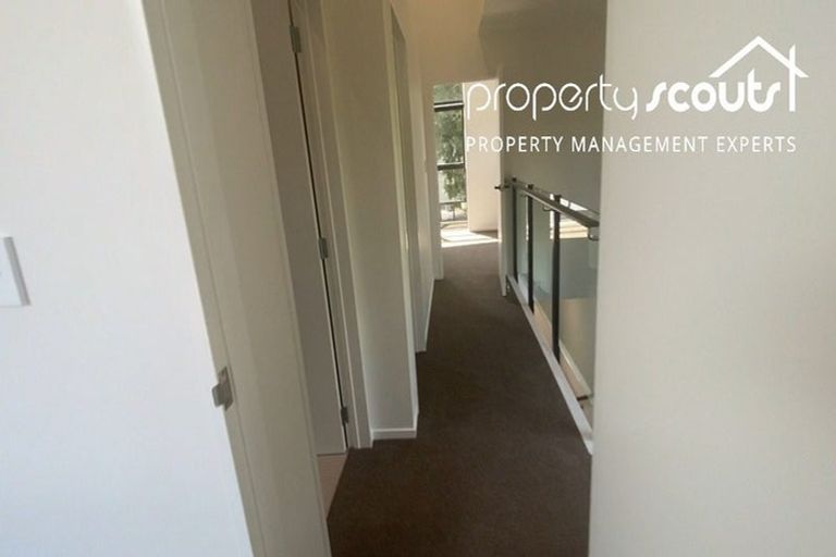 Photo of property in 15 Rangimarie Close, Opaheke, Papakura, 2113