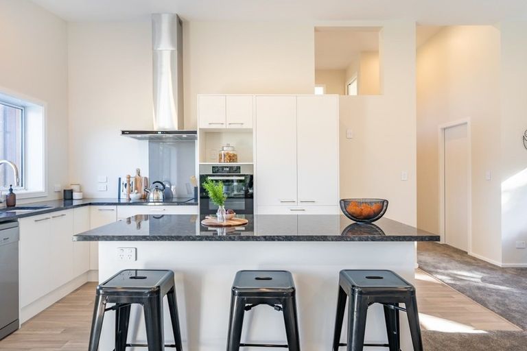 Photo of property in 70 Riverstone Drive, Riverstone Terraces, Upper Hutt, 5018