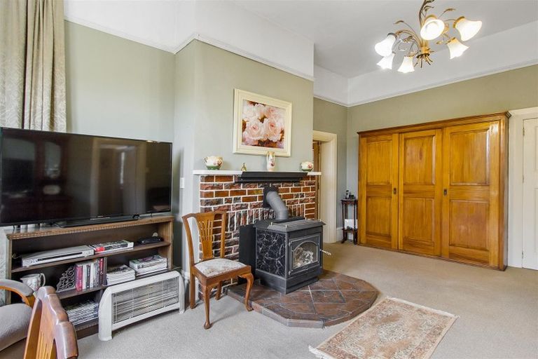 Photo of property in 90 Shearman Street, Waimate, 7924