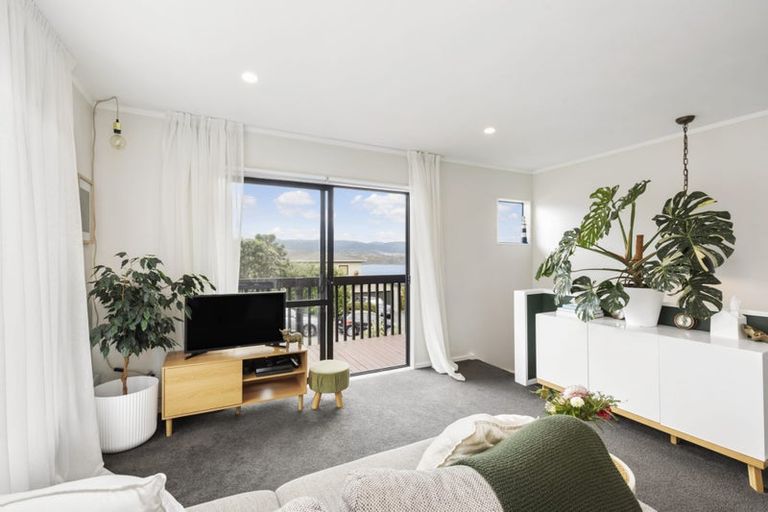 Photo of property in 22 Bowes Crescent, Strathmore Park, Wellington, 6022