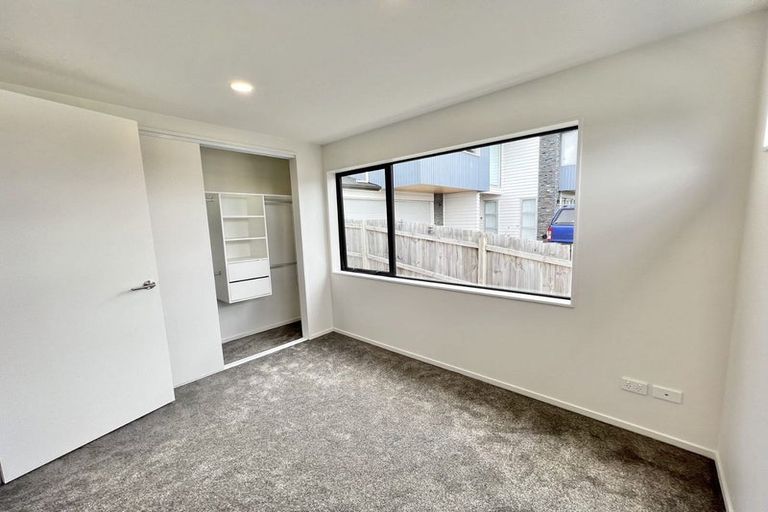 Photo of property in 7e Serrata Place, Browns Bay, Auckland, 0630
