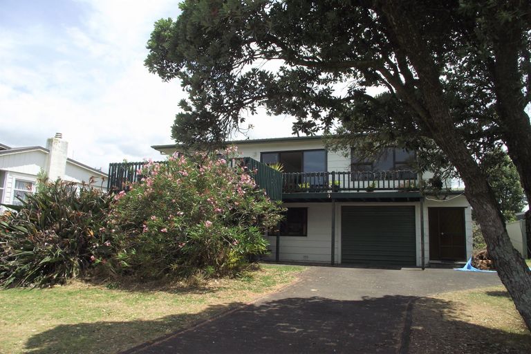 Photo of property in 46 Dillon Street, Waihi Beach, 3611