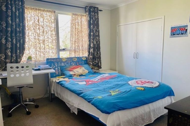 Photo of property in 23 Reelick Avenue, Pakuranga Heights, Auckland, 2010