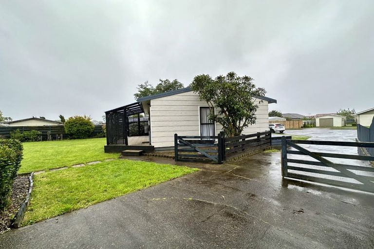 Photo of property in 4 Kirkcaldie Grove, Levin, 5510