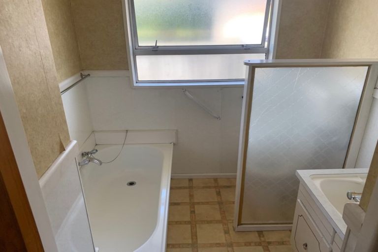 Photo of property in 2/127 Petrie Street, Richmond, Christchurch, 8013