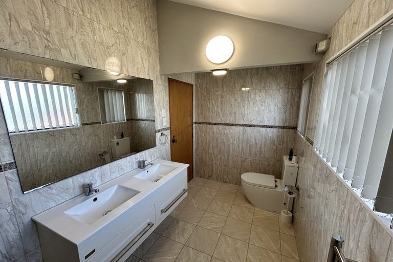 Photo of property in 58 Carnoustie Drive, Wattle Downs, Auckland, 2103