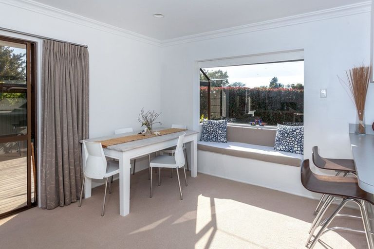 Photo of property in 59 Hahei Beach Road, Hahei, Whitianga, 3591