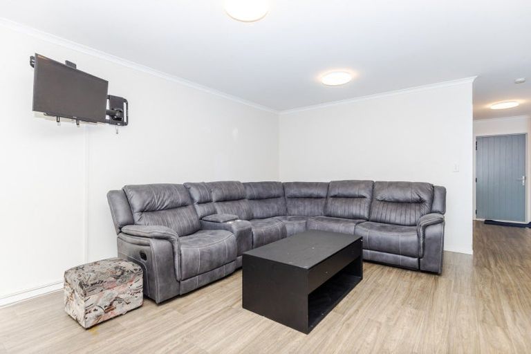 Photo of property in 1 Chiefs Court, Hamilton East, Hamilton, 3216
