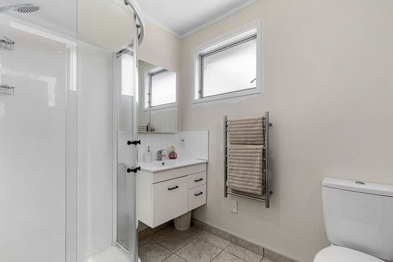 Photo of property in 10a Church Street, Northcote Point, Auckland, 0627