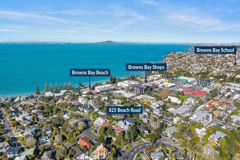 Photo of property in 825 Beach Road, Browns Bay, Auckland, 0630