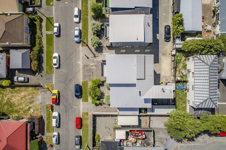 Photo of property in 3/8 Hutcheson Street, Sydenham, Christchurch, 8023