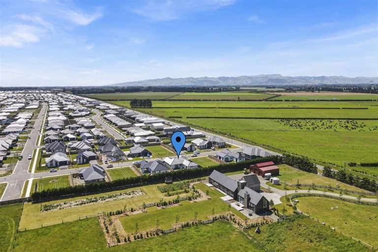 Photo of property in 7 Sanders Way, Rolleston, 7614