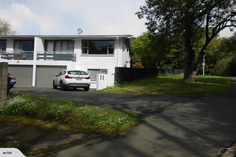 Photo of property in 11 Duchess Avenue, Dunedin Central, Dunedin, 9016