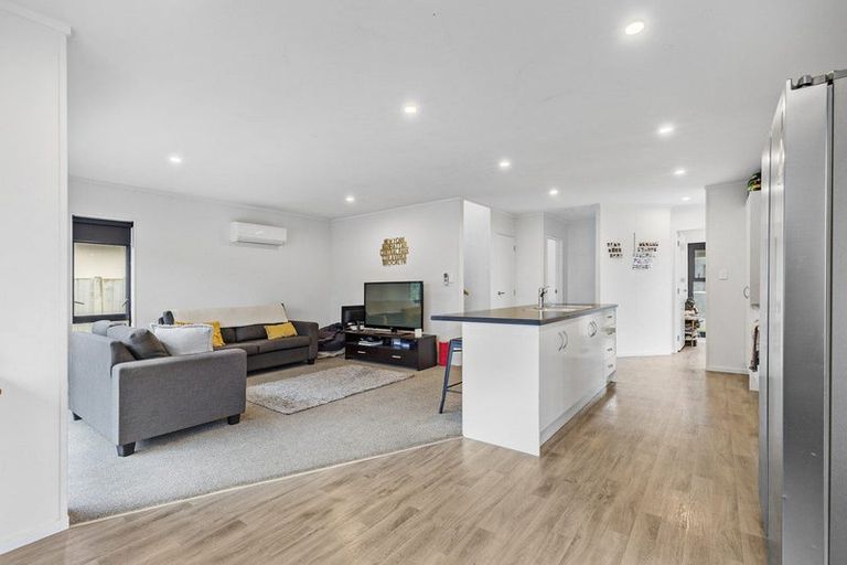 Photo of property in 960b Tremaine Avenue, Roslyn, Palmerston North, 4414