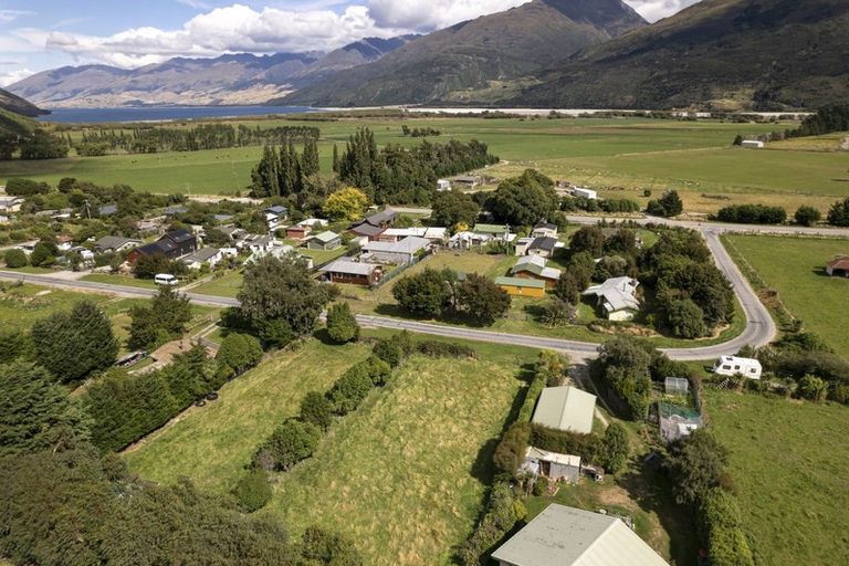 Photo of property in 28 Kiwi Street, Makarora, Wanaka, 9382