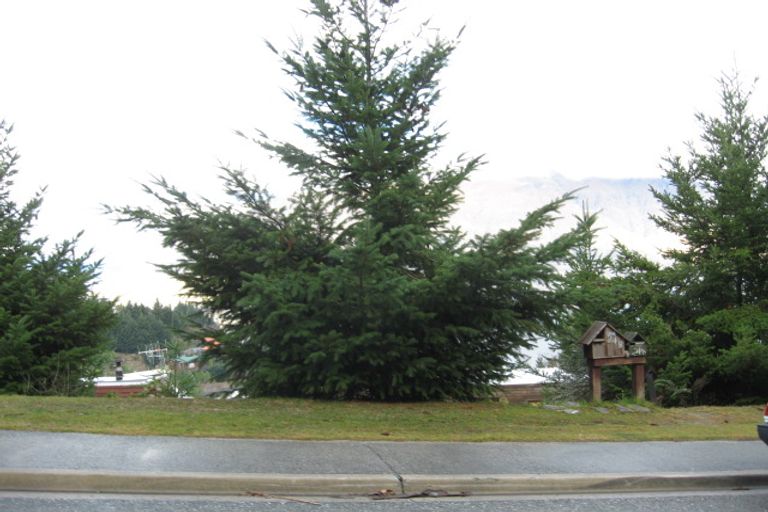 Photo of property in 24a Dart Place, Fernhill, Queenstown, 9300