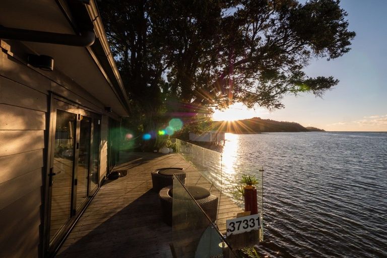 Photo of property in 2050 Ngunguru Road, Ngunguru, Whangarei, 0173