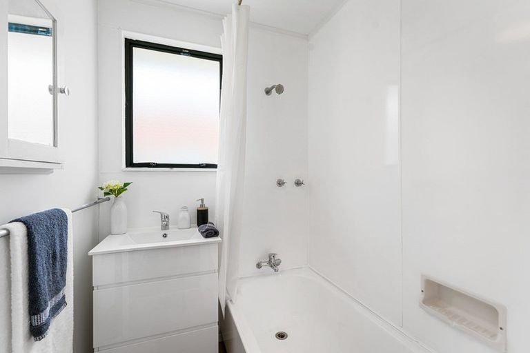 Photo of property in 59 Chapman Crescent, Naenae, Lower Hutt, 5011