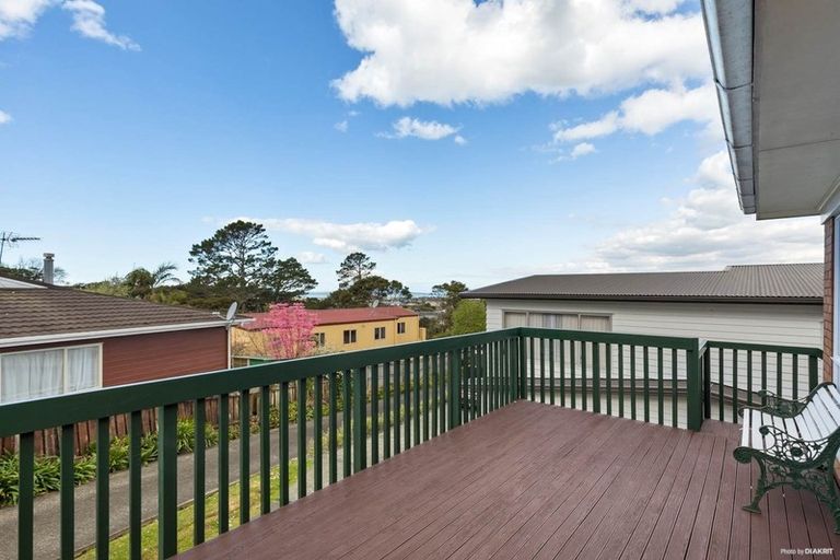 Photo of property in 16 Glendhu Road, Bayview, Auckland, 0629