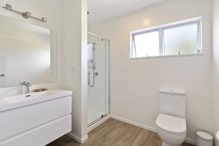 Photo of property in 2/7 Camden Place, Papatoetoe, Auckland, 2025