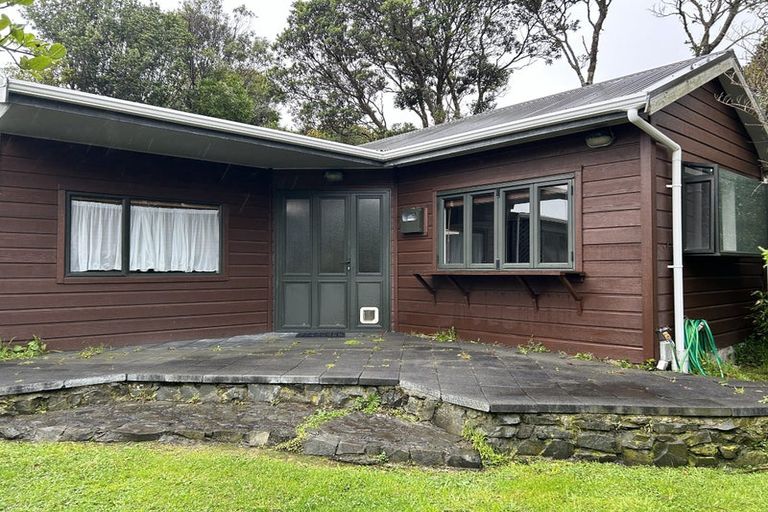 Photo of property in 5 Colorado Grove, Brooklyn, Wellington, 6021