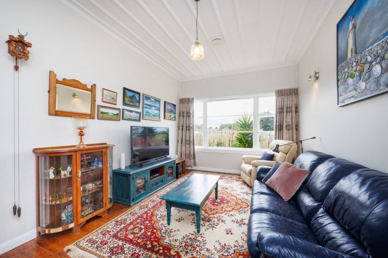 Photo of property in 88 Avenue Road, Foxton, 4814