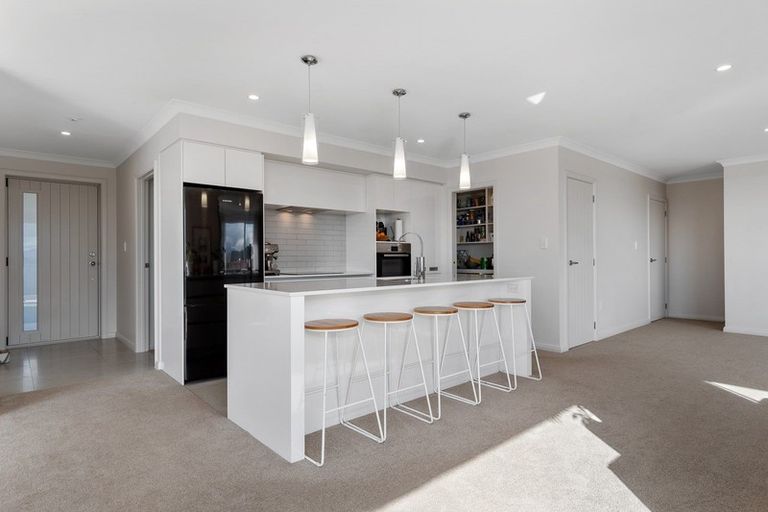 Photo of property in 91 Bert Wall Drive, Omokoroa, 3114