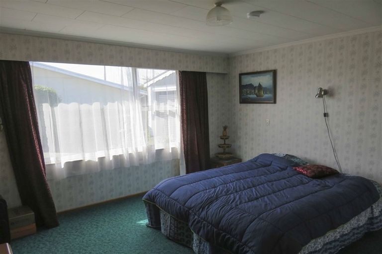 Photo of property in 145 Mcquarrie Street, Kingswell, Invercargill, 9812