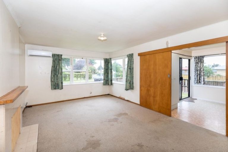 Photo of property in 5 Minifie Avenue, Melville, Hamilton, 3206