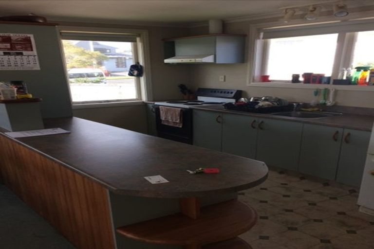 Photo of property in 15 Budleigh Street, Frankleigh Park, New Plymouth, 4310